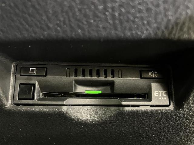Ｃ－ＨＲ Ｇ　モード　ネロ　セーフティプラス　ＰＣＳ　ワンオーナ　盗難防止　Ｒカメラ　ＬＥＤライト　ナビＴＶ　フルセグＴＶ　アルミ　クルーズＣ　エアバッグ　ＡＢＳ　エアロ　スマートキ－　ＥＴＣ車載器　キーフリー　オートエアコン　横滑り防止（8枚目）