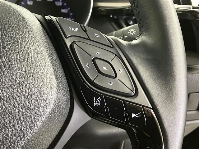 Ｃ－ＨＲ Ｇ　モード　ネロ　セーフティプラス　ＰＣＳ　ワンオーナ　盗難防止　Ｒカメラ　ＬＥＤライト　ナビＴＶ　フルセグＴＶ　アルミ　クルーズＣ　エアバッグ　ＡＢＳ　エアロ　スマートキ－　ＥＴＣ車載器　キーフリー　オートエアコン　横滑り防止（15枚目）