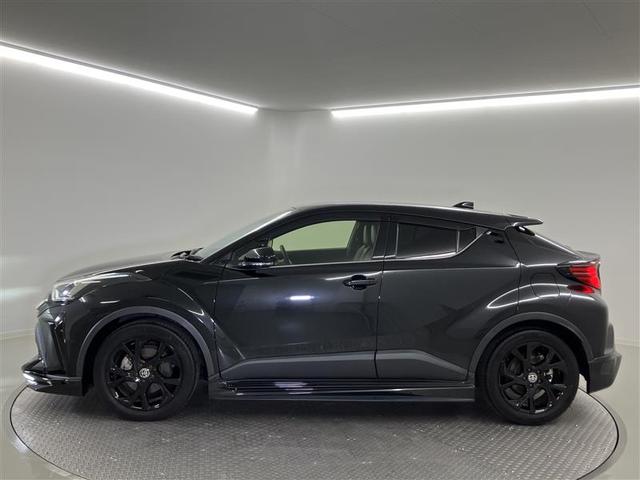 Ｃ－ＨＲ Ｇ　モード　ネロ　セーフティプラス　ＰＣＳ　ワンオーナ　盗難防止　Ｒカメラ　ＬＥＤライト　ナビＴＶ　フルセグＴＶ　アルミ　クルーズＣ　エアバッグ　ＡＢＳ　エアロ　スマートキ－　ＥＴＣ車載器　キーフリー　オートエアコン　横滑り防止（32枚目）