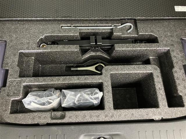 タント カスタムＸ　ＳＡ　盗難防止　片側オートスライドドア　ＤＶＤ再生可能　運転席エアバッグ　ワンオーナー車　衝突被害軽減　スマ－トキ－　ナビＴＶ　アルミ　ＬＥＤ　ＡＡＣ　パワステ　横滑防止　キーレスエントリー　メモリナビ（28枚目）