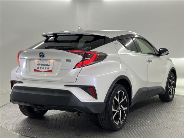 Ｃ－ＨＲ Ｇ　ＬＥＤエディション　プリクラッシュセーフティー　横滑り防止機能　Ｂカメ　地デジ　ＬＥＤヘッドライト　盗難防止装置　ＡＡＣ　スマートキー　ＤＶＤ再生可　デュアルエアバッグ　ワンオーナー　キーフリー　ＡＢＳ　メモリナビ（5枚目）