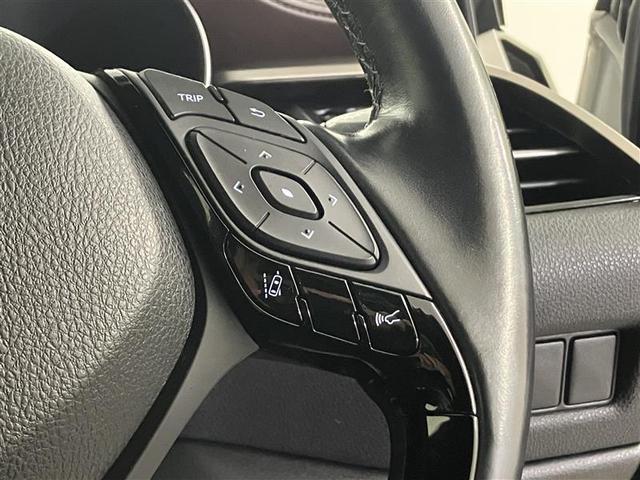 Ｃ－ＨＲ Ｇ　ＬＥＤエディション　プリクラッシュセーフティー　横滑り防止機能　Ｂカメ　地デジ　ＬＥＤヘッドライト　盗難防止装置　ＡＡＣ　スマートキー　ＤＶＤ再生可　デュアルエアバッグ　ワンオーナー　キーフリー　ＡＢＳ　メモリナビ（13枚目）