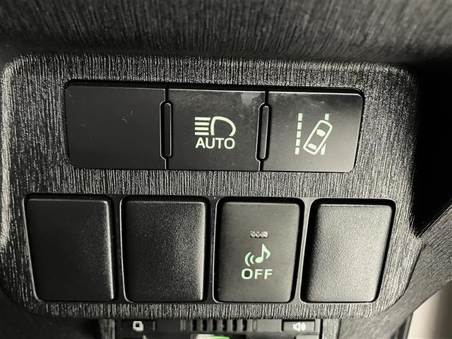 プリウスアルファ S スマキ- リモコンキー PCS 横滑り防止装置付き PW Bカメラ クルコン ナビ・TV サイドエアB ワンオナ AUX ETC車載器 ABS付き アルミホイール 1セグTV メモリーナビゲーション(11枚目)