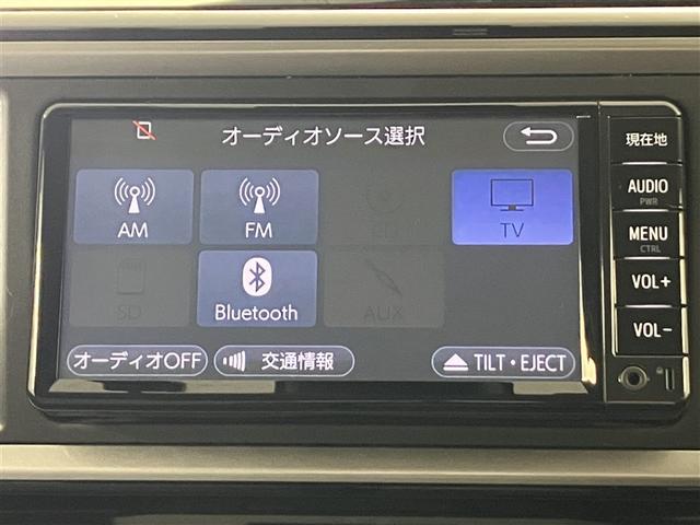 パッソ Ｘ　Ｇパッケージ　Ａストップ　ワンセグ　Ｂカメラ　衝突軽減ブレーキ　ＥＳＣ　ミュージックプレイヤー接続可　イモビライザー　ＥＴＣ　スマートキー　ＬＥＤヘッドライト　メモリーナビ　アルミ　ＡＢＳ　デュアルエアバッグ（9枚目）