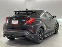 Ｃ－ＨＲ Ｇ　モード　ネロ　セーフティプラス　ＰＣＳ　ワンオーナ　盗難防止　Ｒカメラ　ＬＥＤライト　ナビＴＶ　フルセグＴＶ　アルミ　クルーズＣ　エアバッグ　ＡＢＳ　エアロ　スマートキ－　ＥＴＣ車載器　キーフリー　オートエアコン　横滑り防止（5枚目）