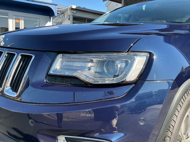 ジープ・グランドチェロキー リミテッド　８ＡＴ　４ＷＤ　マイナーチェンジ＆エアサスモデル・オプションカラー・ＥＴＣ・フロントベンチレーション・ステアリングヒーター・ＤＴＶチューナー・パワーテールゲート・バックカメラ・クルーズコントロール（8枚目）