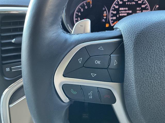 ジープ・グランドチェロキー リミテッド　８ＡＴ　４ＷＤ　マイナーチェンジ＆エアサスモデル・オプションカラー・ＥＴＣ・フロントベンチレーション・ステアリングヒーター・ＤＴＶチューナー・パワーテールゲート・バックカメラ・クルーズコントロール（21枚目）