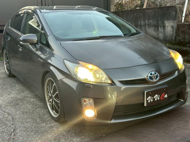 プリウス S LEDエディション 禁煙車・ユーザー買取・ナビ・バックカメラ・Bluetooth・ETC・白シート・ステアリングリモコン・プッシュスタート・社外アルミ18インチ・ダウンサス(10枚目)