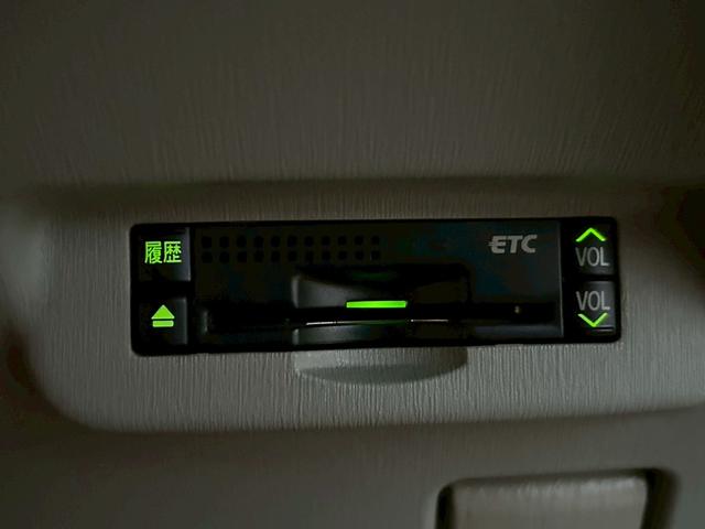 プリウス S LEDエディション 禁煙車・ユーザー買取・ナビ・バックカメラ・Bluetooth・ETC・白シート・ステアリングリモコン・プッシュスタート・社外アルミ18インチ・ダウンサス(42枚目)