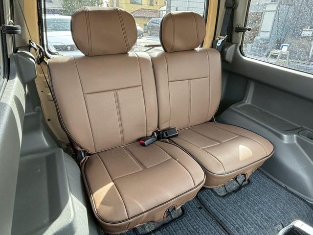 ジムニー ワイルドウインド　禁煙車・リフトアップ・社外サス・社外ショック・社外ラテラル・社外ロアアーム・社外マフラーＨＫＳ・社外前後バンパー・ナルディハンドル・インパネ木目使用・デジタルインナーミラー・ＥＴＣ・シートカバー・全塗（4枚目）