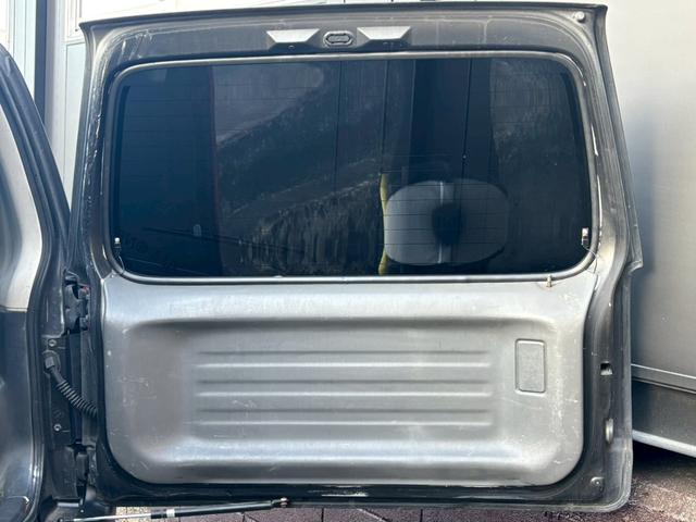 ジムニー FISフリースタイルワールドカップリミテッド 禁煙車・シートヒーター・スキッドガードバンパーアルミ縞板製・ETC・LEDヘッドライト・サイドバイザー・アルミホイール16インチ・カロッツェリアUSBオーディオ・トランスファーレバー(54枚目)