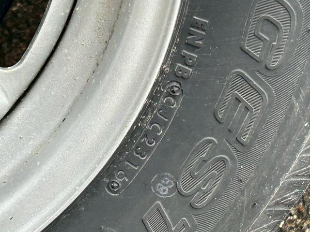 ジムニー ＸＧ　５速マニュアル車　６型　４ＷＤ　ラジオ　キーレス　ＥＴＣ　マニュアルエアコン　トランスファースイッチ　１６インチ鉄チン　パールメタリックカシミールブルー（32枚目）