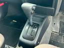 ナビエディションＶＲ　オートマ車　４ＷＤ　社外アルミ１５インチ　ＥＴＣ　７インチナビ　ＤＶＤ再生　マニュアルエアコン　キーレス　電動格納ミラー　サンバイザー　トランスファーレバー（50枚目）