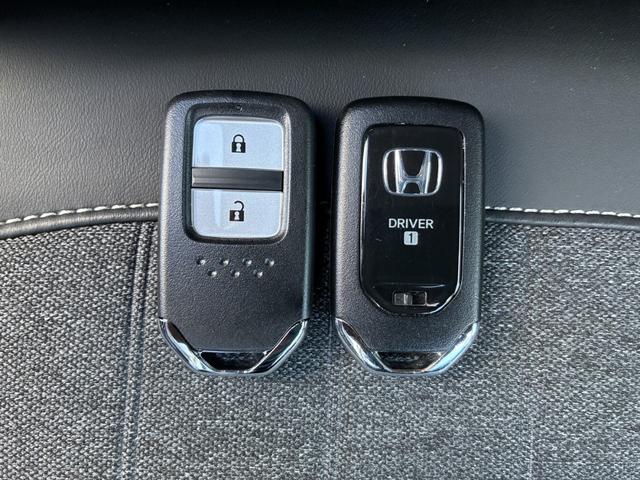 フィット e:HEVホーム LEDヘッドライト HondaCONNECTディスプレー+ETC2.0車載器 HondaSENSING(35枚目)