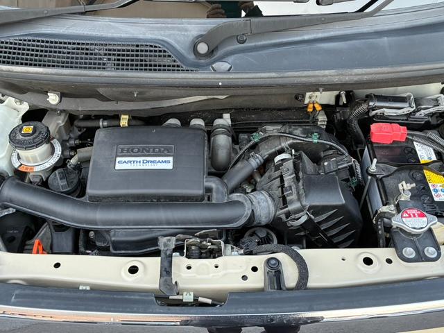 N-BOX G・Lホンダセンシング HondaSENSING リア左右パワースライドドア 2トーン塗装 前席用i-サイドエアバッグ+サイドカーテンエアバッグシステム(前席/後席対応) LEDヘッドラ(32枚目)