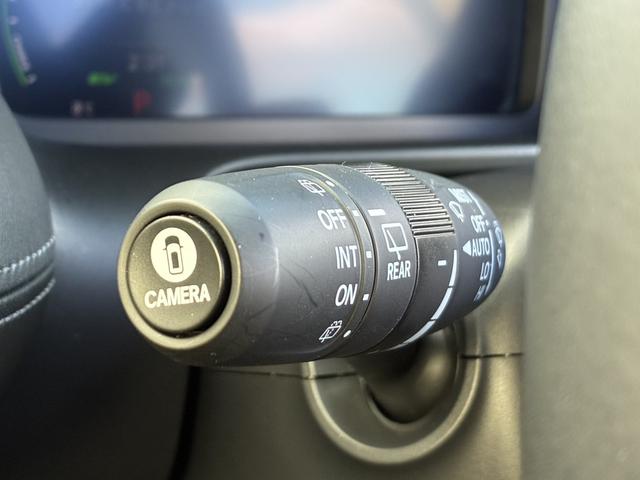 ZR-V e:HEVZ特別仕様車ブラックスタイル アダプティブドライビングビーム マルチビューカメラシステム 本革シート+運転席8ウェイ助手席4ウェイパワーシート(ドライビングポジションシステム付) 前後左右席シートヒーター(13枚目)