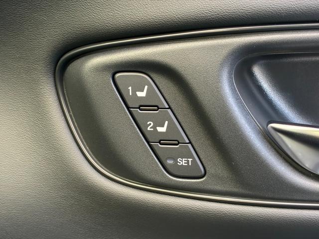 ZR-V e:HEVZ特別仕様車ブラックスタイル アダプティブドライビングビーム マルチビューカメラシステム 本革シート+運転席8ウェイ助手席4ウェイパワーシート(ドライビングポジションシステム付) 前後左右席シートヒーター(22枚目)