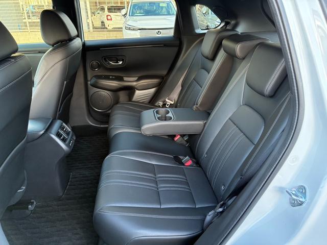 ZR-V e:HEVZ特別仕様車ブラックスタイル アダプティブドライビングビーム マルチビューカメラシステム 本革シート+運転席8ウェイ助手席4ウェイパワーシート(ドライビングポジションシステム付) 前後左右席シートヒーター(30枚目)