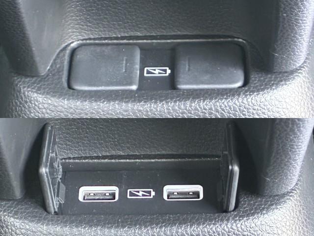 フィット e:HEVホーム20周年特別仕様車カーサ 愛知県西三河エリア限定 運転席&助手席シートヒーター アームレスト付センターコンソールボックス 16インチアルミホイール HondaCONNECTforGathers+ナビ装着用スペシャルパッケ(17枚目)