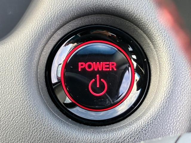 フィット e:HEVホーム20周年特別仕様車カーサ 愛知県西三河エリア限定 運転席&助手席シートヒーター アームレスト付センターコンソールボックス 16インチアルミホイール HondaCONNECTforGathers+ナビ装着用スペシャルパッケ(25枚目)