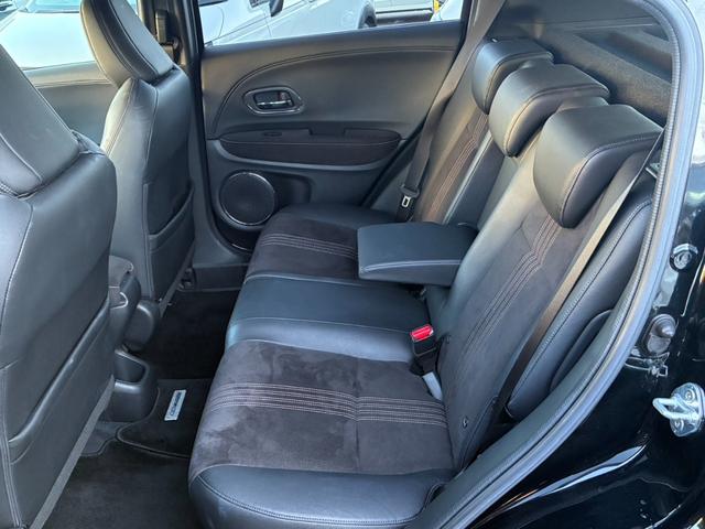 ヴェゼル ハイブリッドＲＳ・ホンダセンシング　ＨｏｎｄａＳＥＮＳＩＮＧ　コンフォートビューパッケージ　	運転席＆助手席シートヒーター　ＬＥＤヘッドライト＋ＬＥＤフォグライト　コンビシート（ウルトラスエード）（14枚目）