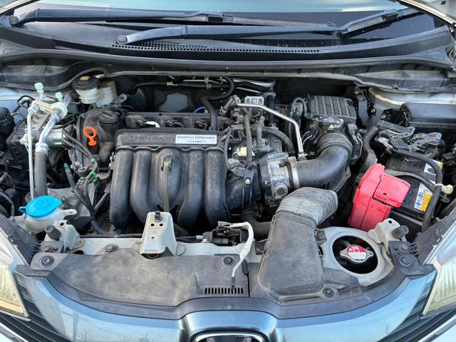 フィット １３Ｇ・Ｓパッケージ　Ｆパッケージ　Ｌパッケージ　Ｓパッケージ　ＬＥＤヘッドライト　あんしんパッケージ　１５インチアルミホイール　電動格納ミラー＋プライバシーガラス　フルオートエアコンディショナー（22枚目）