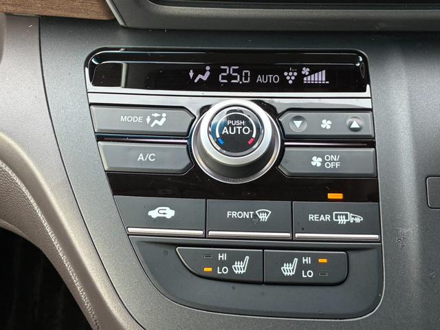 フリード Ｇ・ホンダセンシング　リア両側パワースライドドア　センターテーブル　オートリトラミラー　	Ｃパッケージ　ＥＴＣ車載器（ナビ連動）　運転席＋助手席シートヒーター　ロールサンシェード（13枚目）