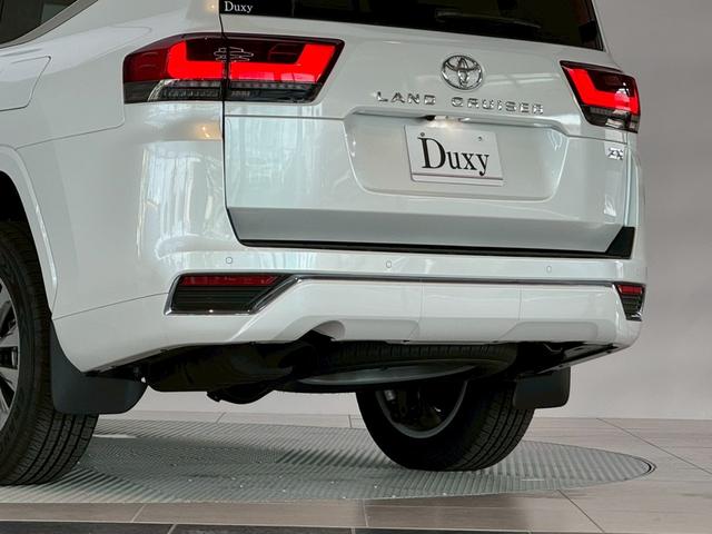 TOYOTA LAND CRUISER ZX | 2024 | PEARL WHITE | 1200 km