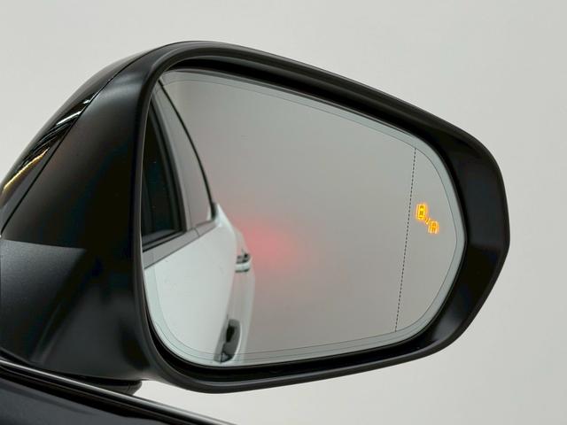 ＲＸ ＲＸ３５０　Ｆスポーツ　【マークレビンソン】　内装レッド　１４型コネクトナビ　パノラマルーフ　デジタルミラー　オレンジキャリパー　置くだけ充電　ドライブレコーダー　チームメイト　ＰＶＭ　ＢＳＭ　パワーバックドア　純正２１ＡＷ（23枚目）