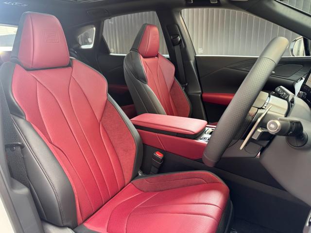 ＲＸ ＲＸ３５０　Ｆスポーツ　【マークレビンソン】　内装レッド　１４型コネクトナビ　パノラマルーフ　デジタルミラー　オレンジキャリパー　置くだけ充電　ドライブレコーダー　チームメイト　ＰＶＭ　ＢＳＭ　パワーバックドア　純正２１ＡＷ（40枚目）