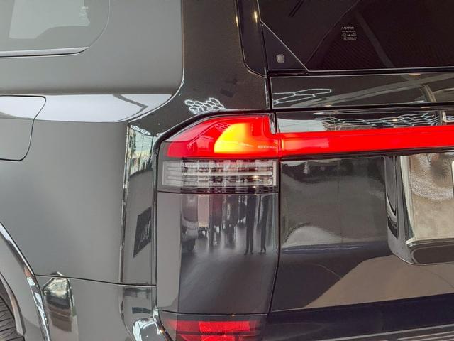 ＧＸ ＧＸ５５０　バージョンＬ　【マークレビンソン付き】　内装ブラウン　モデリスタリヤスポイラー　デジタルインナーミラー　ドラレコ　１４インチコネクトナビ　パノラマルーフ　クールボックス　ＰＶＭ　ＢＳＭ　ヒッチメンバー　純正２２ＡＷ（29枚目）