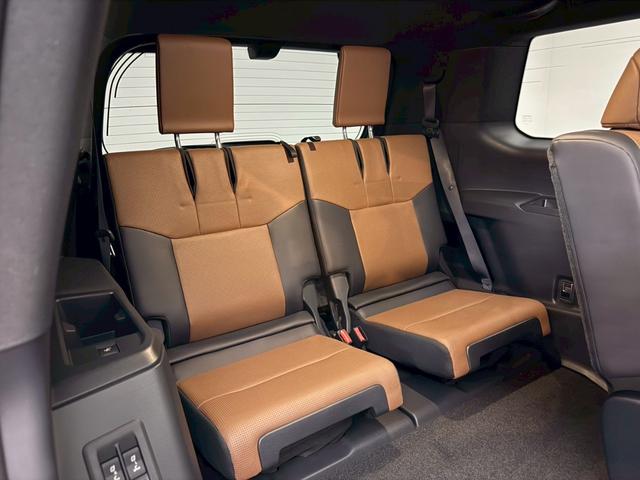 ＧＸ ＧＸ５５０　バージョンＬ　【マークレビンソン付き】　内装ブラウン　モデリスタリヤスポイラー　デジタルインナーミラー　ドラレコ　１４インチコネクトナビ　パノラマルーフ　クールボックス　ＰＶＭ　ＢＳＭ　ヒッチメンバー　純正２２ＡＷ（45枚目）