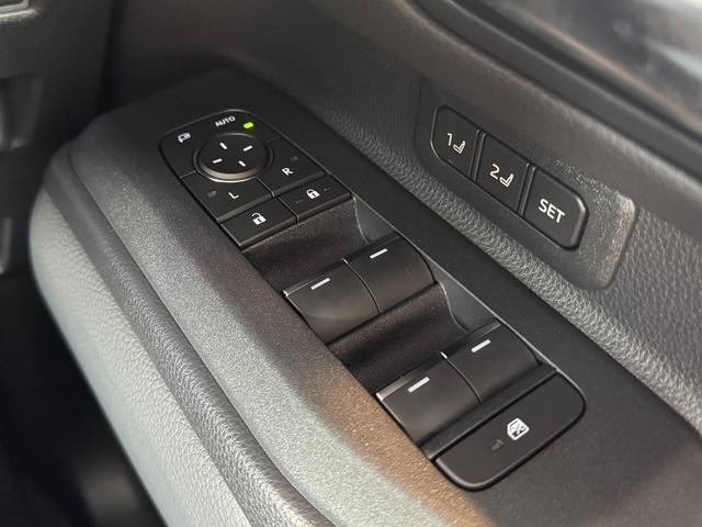 ランドクルーザー250 ZXファーストエディション 【ファーストエディション!】 内装ブラウン 丸目ヘッドライト 12.3インチJBLコネクトナビ チームメイト デジタルインナーミラー サンルーフ ヒッチメンバー 置き充電 シートメモリー 純正18AW(69枚目)