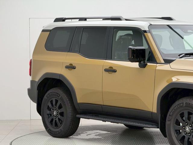 ランドクルーザー250 ZXファーストエディション 【ファーストエディション】 内装ブラウン 丸目ヘッドライト 12.3インチJBLコネクトナビ チームメイト  デジタルインナーミラー サンルーフ 電動デフロック 置き充電 シートメモリー 純正18AW(15枚目)