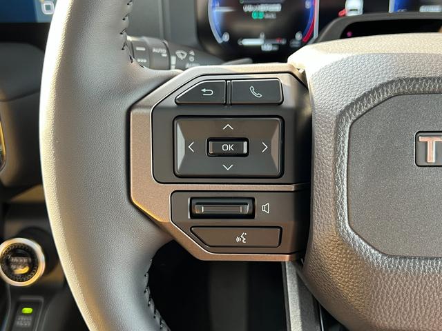 ランドクルーザー250 ZXファーストエディション 【ファーストエディション】 内装ブラウン 丸目ヘッドライト 12.3インチJBLコネクトナビ チームメイト  デジタルインナーミラー サンルーフ 電動デフロック 置き充電 シートメモリー 純正18AW(50枚目)