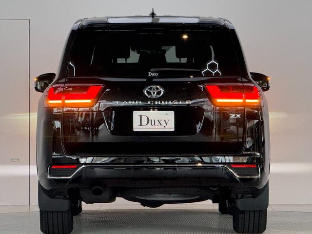 トヨタ ランドクルーザー ZX 【内装ブラック】12．3インチ