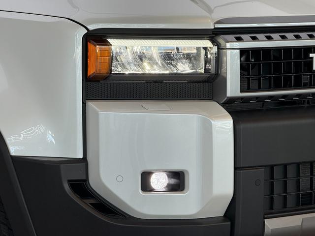 ランドクルーザー250 VX 【内装ブラック】12.3型コネクトナビ 角目ヘッドライト デジタルインナーミラー サンルーフ パノラミックビューモニター ブラインドスポットモニター パワーシート HDMI 純正18AW ETC2.0(17枚目)