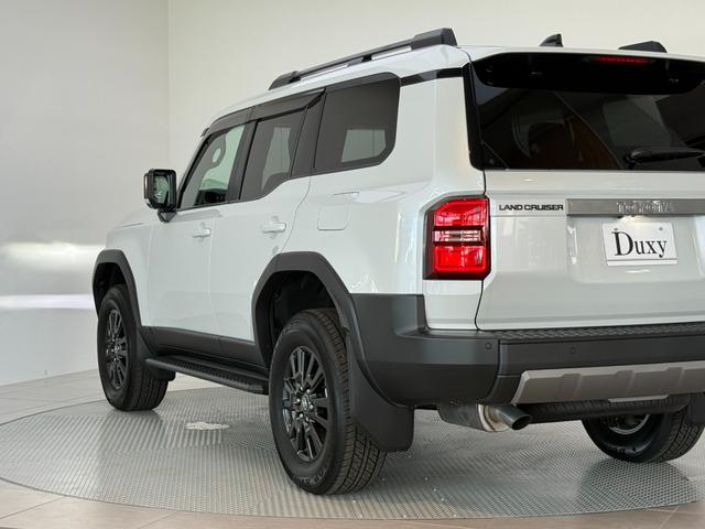 ランドクルーザー250 VX 【内装ブラック】12.3型コネクトナビ 角目ヘッドライト デジタルインナーミラー サンルーフ パノラミックビューモニター ブラインドスポットモニター パワーシート HDMI 純正18AW ETC2.0(29枚目)