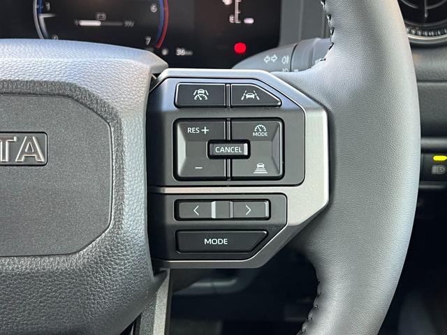 ランドクルーザー250 VX 【内装ブラック】12.3型コネクトナビ 角目ヘッドライト デジタルインナーミラー サンルーフ パノラミックビューモニター ブラインドスポットモニター パワーシート HDMI 純正18AW ETC2.0(45枚目)