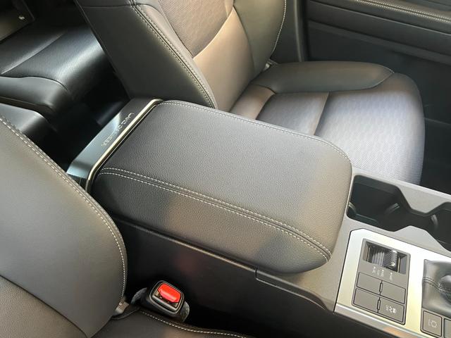 ランドクルーザー250 VX 【内装ブラック】12.3型コネクトナビ 角目ヘッドライト デジタルインナーミラー サンルーフ パノラミックビューモニター ブラインドスポットモニター パワーシート HDMI 純正18AW ETC2.0(60枚目)