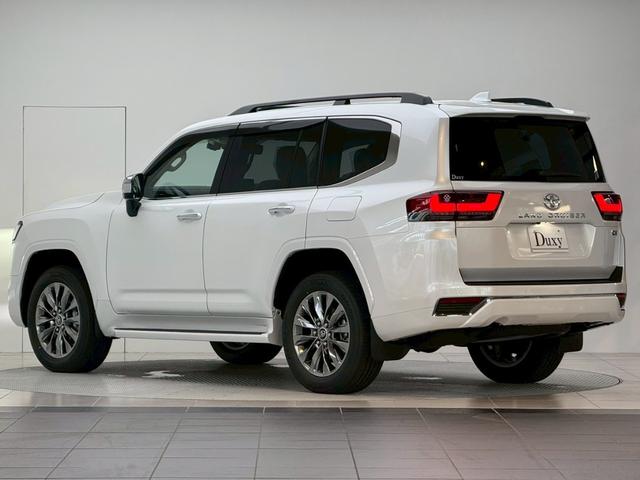 トヨタ ランドクルーザー ZX 【改良型モデル】 内装ベージュ