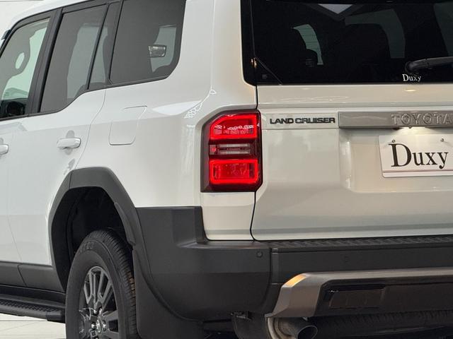 ランドクルーザー250 VX 【丸目ヘッドライト付】 内装ブラック モデリスタエアロ シグネチャーイルミブレード トヨタチームメイト デジタルミラー パノラミックビューモニター ブラインドスポットモニター サンルーフ 純正16AW(29枚目)