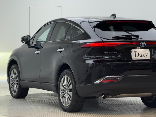 ハリアーハイブリッド Z 【内装ブラック】  12.3インチJBLプレミアムサウンド パノラミックビューモニター ブラインドスポットモニター デジタルミラー オートマチックハイビーム USB端子 パワーバックドア 純正19AW(33枚目)