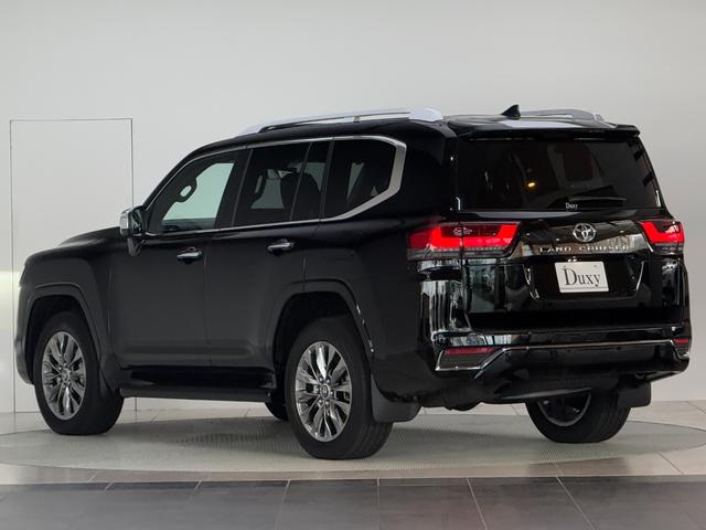 ランドクルーザー ＺＸ　【内装ブラック】１２．３インチＪＢＬプレミアムサウンド　リアエンターテイメントシステム　空気圧センサー　ムーンルーフ　パノラミックビューモニター　ブラインドスポットモニター　ＥＴＣ２．０　純正２０ＡＷ（10枚目）