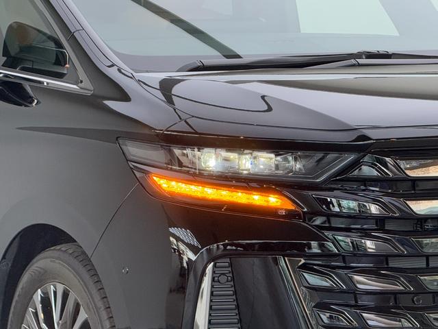 ヴェルファイアハイブリッド Ｚ　プレミア　【モデリスタエアロ＆後席モニター付き】　内装ブラウン　１４型コネクトナビ　デジタルミラー　左右独立ムーンルーフ　カラーヘッドアップディスプレイ　チームメイト　スペアタイヤ　ＰＶＭ　ＢＳＭ　純正１９ＡＷ（18枚目）