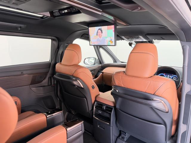 ヴェルファイアハイブリッド Ｚ　プレミア　【モデリスタエアロ＆後席モニター付き】　内装ブラウン　１４型コネクトナビ　デジタルミラー　左右独立ムーンルーフ　カラーヘッドアップディスプレイ　チームメイト　スペアタイヤ　ＰＶＭ　ＢＳＭ　純正１９ＡＷ（38枚目）