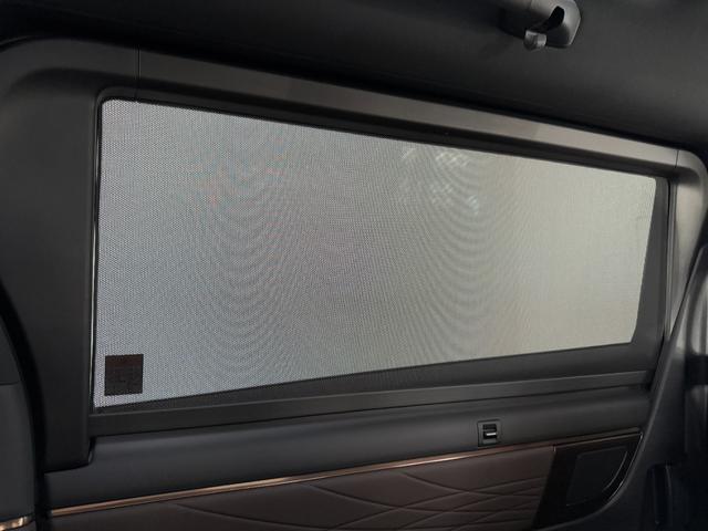 ヴェルファイアハイブリッド Ｚ　プレミア　【モデリスタエアロ＆後席モニター付き】　内装ブラウン　１４型コネクトナビ　デジタルミラー　左右独立ムーンルーフ　カラーヘッドアップディスプレイ　チームメイト　スペアタイヤ　ＰＶＭ　ＢＳＭ　純正１９ＡＷ（42枚目）