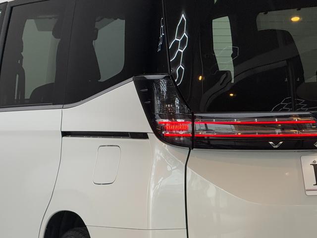 ヴォクシー ハイブリッドS-Z 【ユニバーサルステップ付き】 10.5インチコネクトナビ パノラミックビューモニター 快適利便パッケージHi チームメイト アドバンストパーク デジタルインナーミラー パワーバックドア 純正17AW(24枚目)