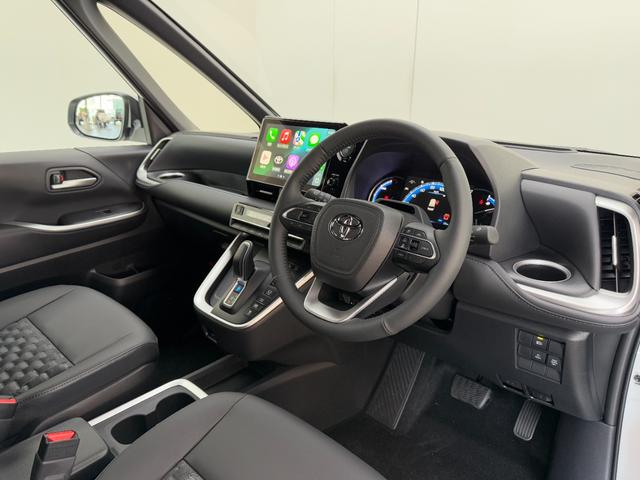 ヴォクシー ハイブリッドS-Z 【ユニバーサルステップ付き】 10.5インチコネクトナビ パノラミックビューモニター 快適利便パッケージHi チームメイト アドバンストパーク デジタルインナーミラー パワーバックドア 純正17AW(36枚目)