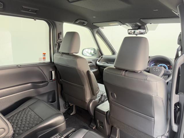 ヴォクシー ハイブリッドS-Z 【ユニバーサルステップ付き】 10.5インチコネクトナビ パノラミックビューモニター 快適利便パッケージHi チームメイト アドバンストパーク デジタルインナーミラー パワーバックドア 純正17AW(37枚目)